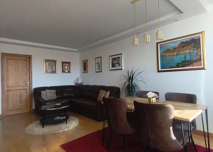 Apartmán One , Sea View , Free Parking *