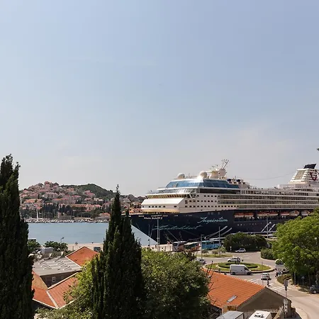 One , Sea View , Free Parking * Dubrovnik