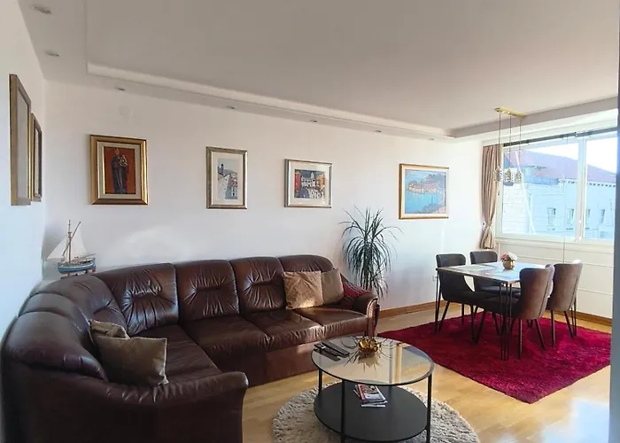 One , Sea View , Free Parking