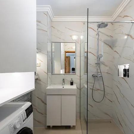 Appartement One , Sea View , Free Parking